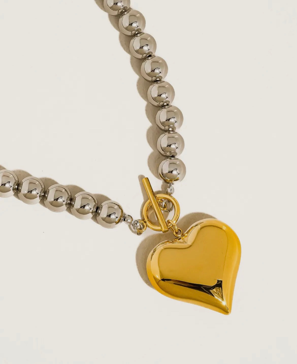 BOLA BOLA HEART NECKLACE